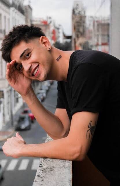 Valentín Vera Biography: TikTok, Parents, Height, Age, Ethnicity, Net Worth, Girlfriend, YouTube