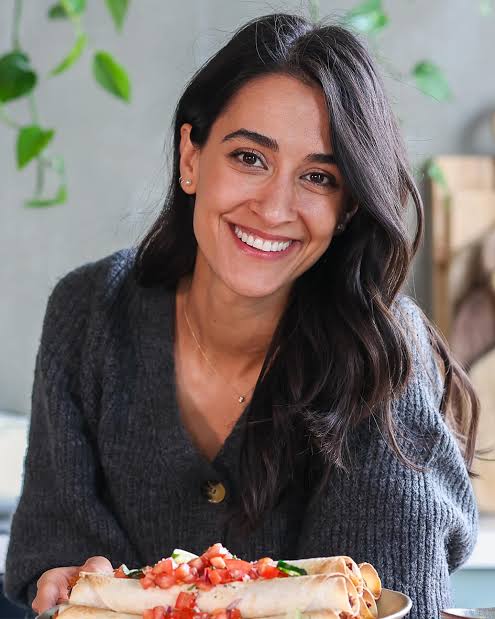 Sadia Badiei Biography: TV Shows, Husband, Net Worth, Age, Height, Ethnicity, Cookbooks