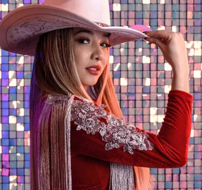 Marilina Bogado Biography: Age, Husband, Parents, Height, Net Worth, Songs, Albums, Career, Wiki