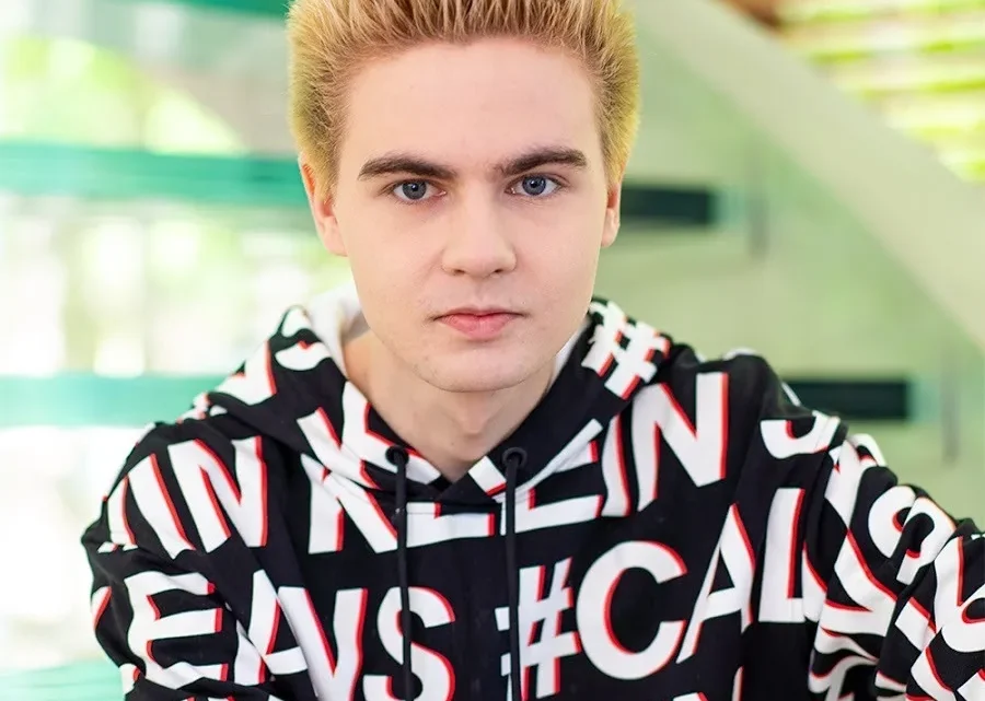 Lord Kruszwil Biography: Age, Net Worth, Height, YouTube, Parents, Songs, Wiki, Girlfriend