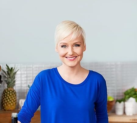 Sara Lynn Cauchon Biography: Ethnicity, TV Shows, Age, Height, Net Worth, Cookbooks, Sister