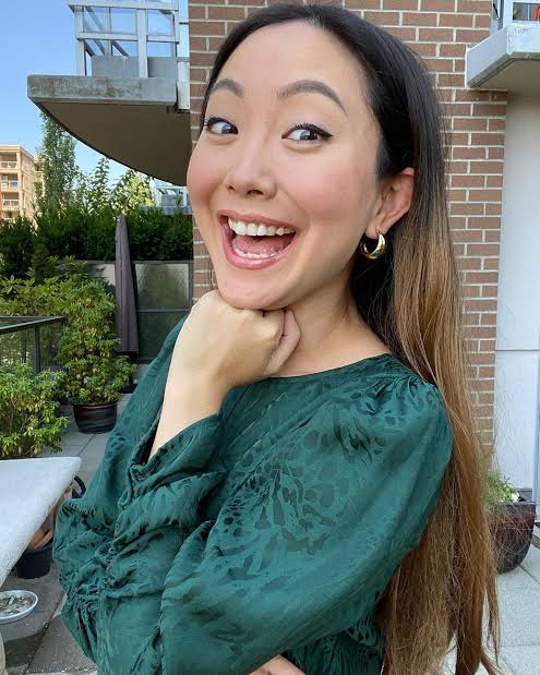 Jeenie Weenie Biography: Ethnicity, Parents, Instagram, Net Worth, Awards, Age, Parents, YouTube