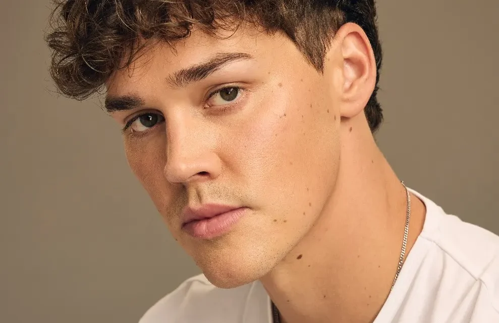 Noah Beck Biography: Age, Parents, Net Worth, Height, Girlfriend, TikTok, Movies, TV Shows