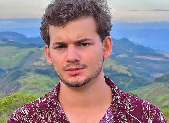 Alex Demuner Biography: Age, Wife, Parents, Net Worth, Height, DIY, TikTok, Instagram