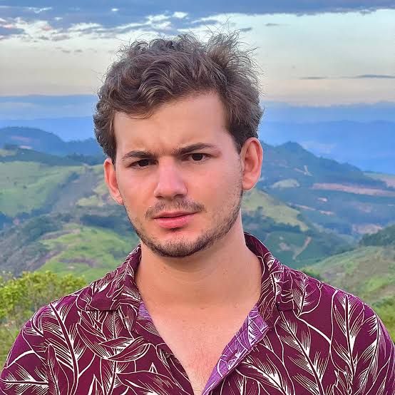 Alex Demuner Biography: Age, Wife, Parents, Net Worth, Height, DIY, TikTok, Instagram