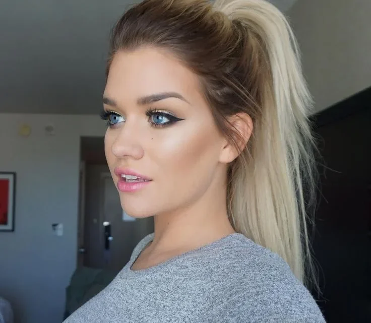 Samantha Ravndahl Biography: Ethnicity, Parents, Husband, Instagram, Net Worth, Skincare Brand, Height, Age