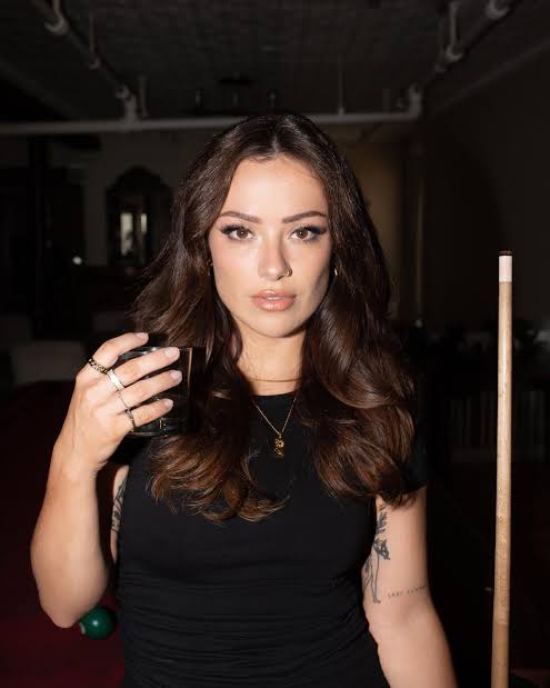 Rosalie Lessard Biography: YouTube, Parents, Religion, Height, Age, Boyfriend, Net Worth