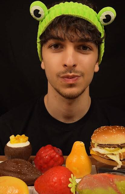 BaklaEats Biography: Parents, Instagram, Net Worth, Girlfriend, Height, Religion, Age