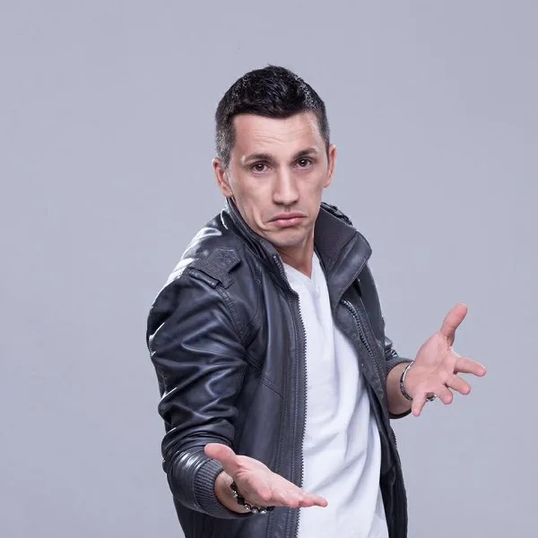 Flick Domnul Rimă Biography: Ethnicity, Books, Net Worth, Age, Parents, Wife, Instagram, Religion, Height