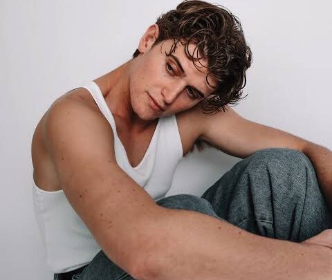 Expl0ited Biography: Ethnicity, Parents, Net Worth, Real Name, YouTube, Age, Religion, Radio Shows, Girlfriend