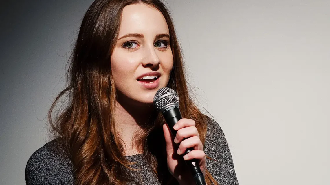 Sara Dietschy Bio: Age, Net Worth, Career, Songs, Height, YouTube, Parents, Instagram, Spouse