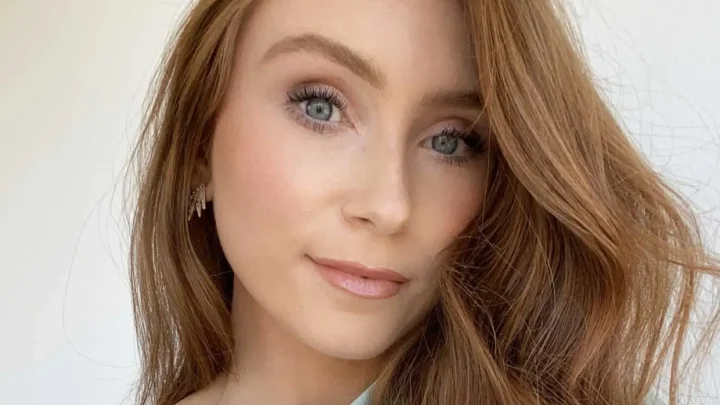 Erika Fox Biography: Instagram, Net Worth, Age, Retro Flame, Height, Ethnicity, Religion, Boyfriend