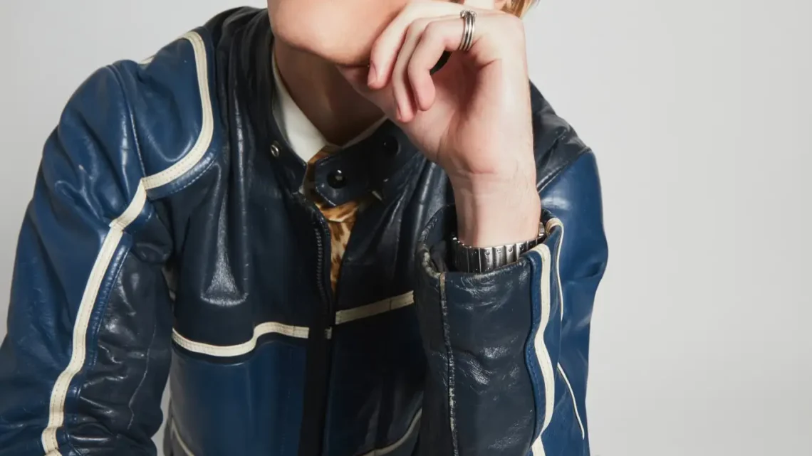 Davis Burleson Bio: Age, Net Worth, Career, Height, Radio, Interviews, Parents, Instagram, Girlfriend