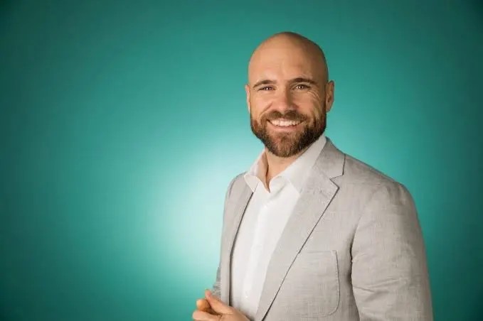 Vaughan Smith Biography: TikTok, Age, Wife, Net Worth, Parents, Children, Height, Awards