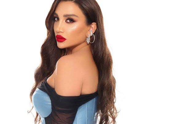 Hripsime Hakobyan Bio: Parents, Songs, Ethnicity, Husband, Age, Net Worth, Height, Religion