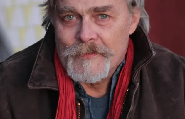 Nicholas Campbell Biography: Age, Wife, Children, Movies, Net Worth, Awards, Career