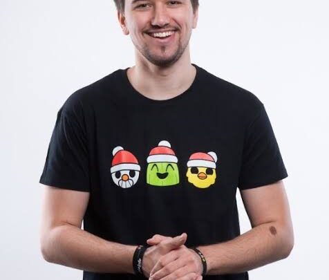 Jakub Destro Biography: Ethnicity, Net Worth, Age, YouTube, Girlfriend, Religion, Height