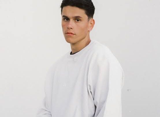 Jai Waetford Biography: Ethnicity, Songs, Wife, Age, X Factor, Height, Religion, Children, Net Worth