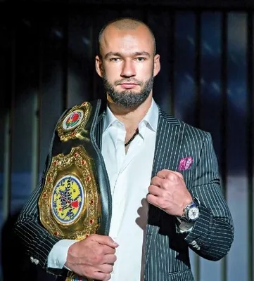 Yamato Zaharia Biography: Instagram, MMA, Net Worth, Age, Height, Ethnicity, Girlfriend, Awards