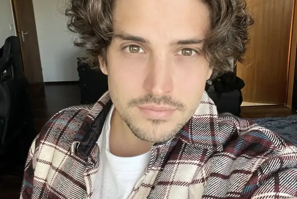 Liont Biography: Age, Real Name, Career, Net Worth, Songs, YouTube, Nationality, Spouse