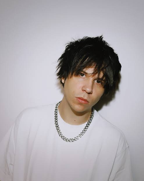 El Rubius Biography: Age, Real Name, Net Worth, Girlfriend, YouTube, Twitch, Career