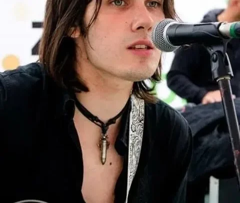 Dino Jelusić Biography: Siblings, Net Worth, Songs, Parents, Height, Religion, Girlfriend, Age