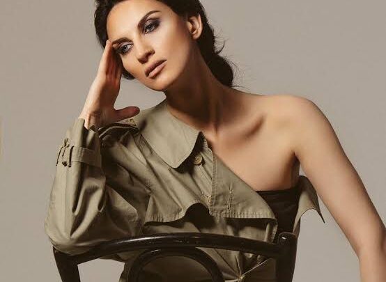 Nino Chkheidze Biography: Songs, Career, Hat Designer, Age, Husband, Net Worth, Albums, Height