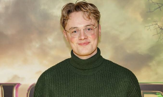 Duncan Tromp Biography: Age, Parents, Net Worth, Height, Movies, TV Shows, Girlfriend, TikTok