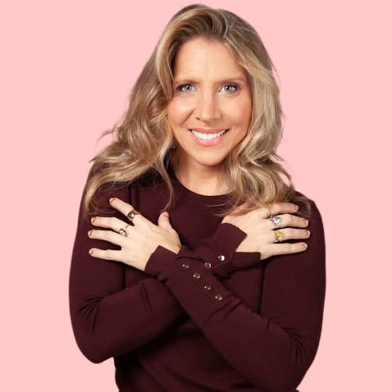 Jean Mary Curro Biography: Movies, Boyfriend, Net Worth, Age, Podcast, Ethnicity, Parents, Books