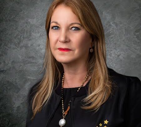 Alba Cecilia Mujica Biography: Son, Awards, Instagram, Parents, Height, TV Shows, Husband, Net Worth