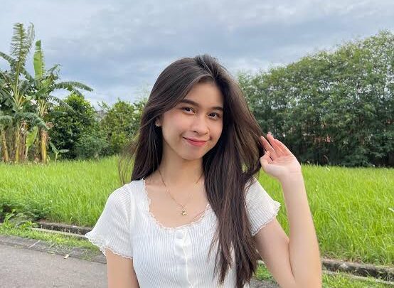 Febriola Sinambela Biography: Songs & Albums, Siblings, Twitter, Age, Net Worth, Height, Parents, Boyfriend