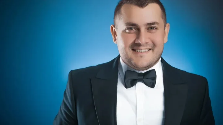 Murad Arif Biography: Age, Wife, Children, Net Worth, Height, Songs, TV Shows, Wiki