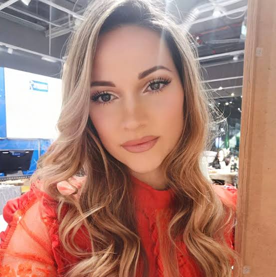 Pamela Ramljak Biography: Age, Husband, Songs, Net Worth, Albums, Parents, Height, Eurovision