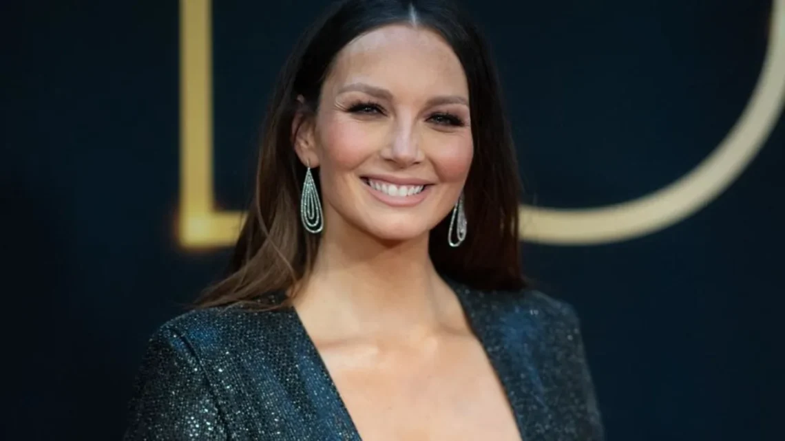 Ricki-Lee Coulter Biography: Age, Husband, Songs, Net Worth, Albums, Parents, Height, Awards