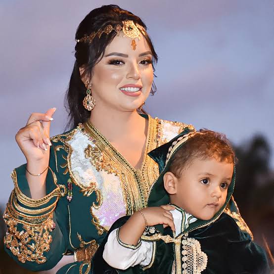 Rabab Azmani Biography: Age, Husband, YouTube, Net Worth, Children, Instagram, Height, Nationality