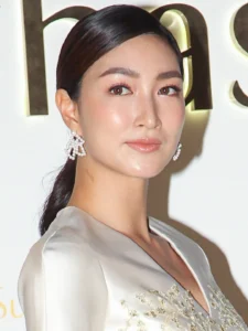 Khemanit Jamikorn