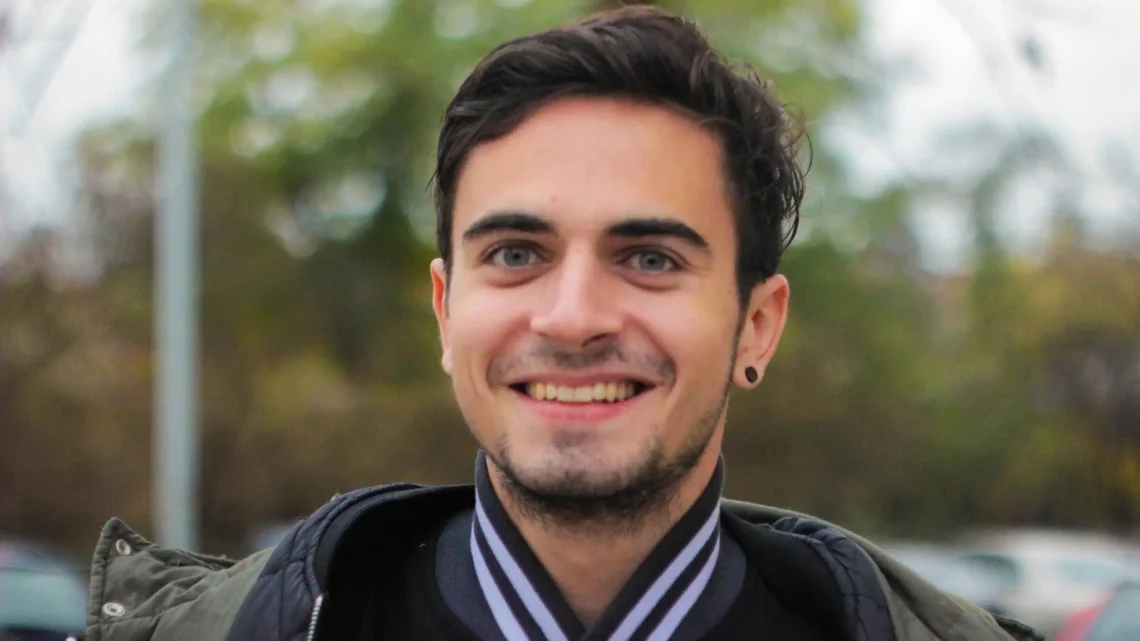 PPPeter Biography: Age, Parents, Net Worth, Girlfriend, Height, YouTube, Books, Nationality