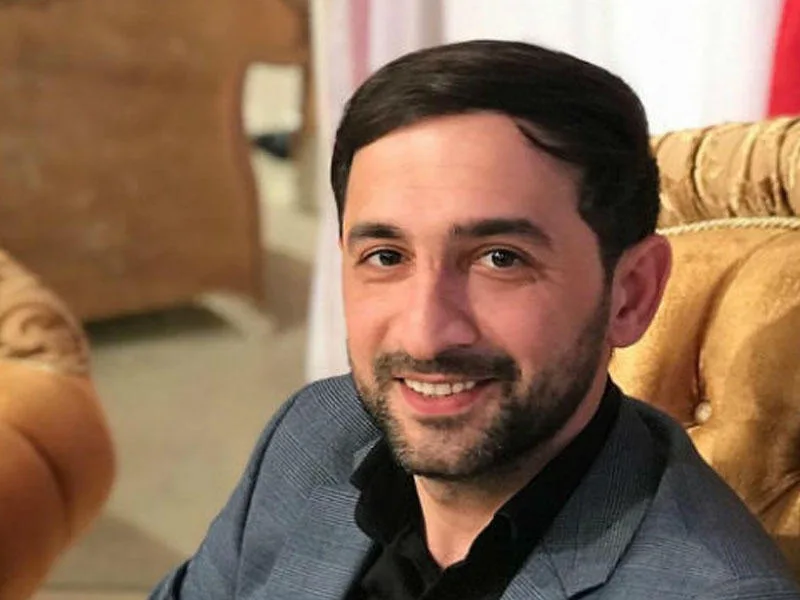 Pərviz Bülbülə Biography: Age, Albums, Songs, Net Worth, Parents, Collaborations, Height, Spouse