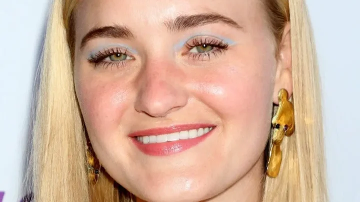 AJ Michalka Biography: Age, Boyfriend, Sister, Net Worth, Height, Parents, Movies, Career