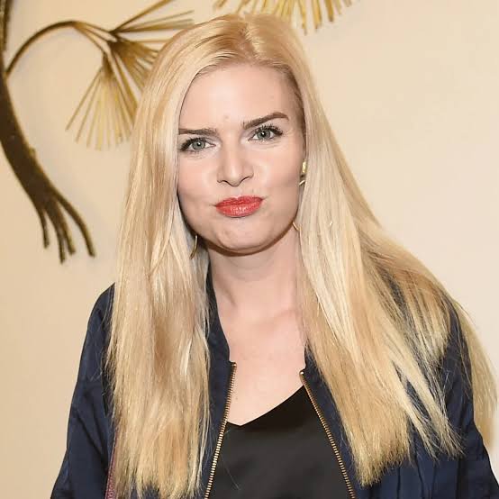 Nikol Leitgeb Biography: Age, Husband, Children, Net Worth, Parents, Height, TV Shows, Awards