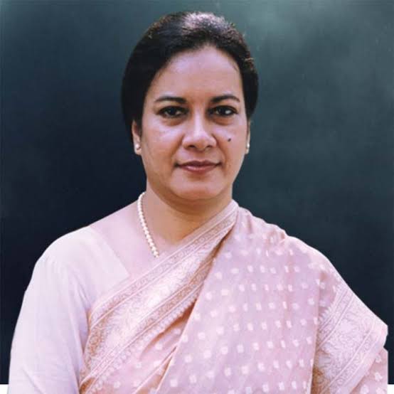 Iffat Ara Dewan Biography: Songs & Albums, Children, Ethnicity, Age, Net Worth, Height, Spouse, Parents