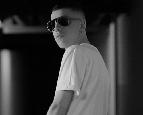 Koorosh Najafi Biography: Girlfriend, Height, Parents, Ethnicity, Religion, Songs, Net Worth, Age