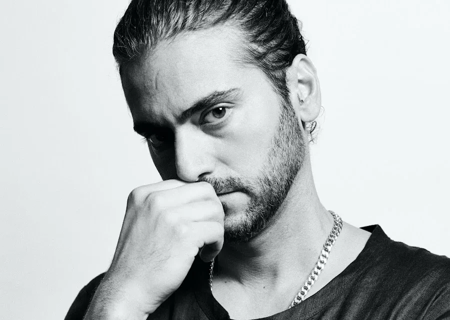 Erfan Paydar Biography: Ethnicity, Songs, Real Name, Height, Instagram, Parents, Age, Girlfriend, Religion