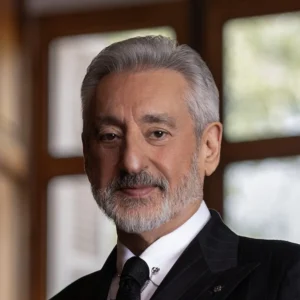 Ebrahim Hamedi