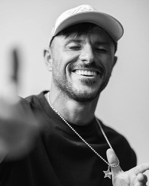 Armin Zareei Biography: Ethnicity, Parents, Instagram, Net Worth, Awards, Songs, Height, Girlfriend