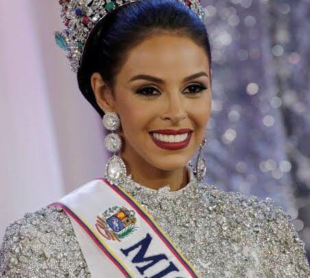 Keysi Sayago Biography: Height, Ethnicity, Beauty Pageant, Age, Parents, Instagram, Net Worth, Husband