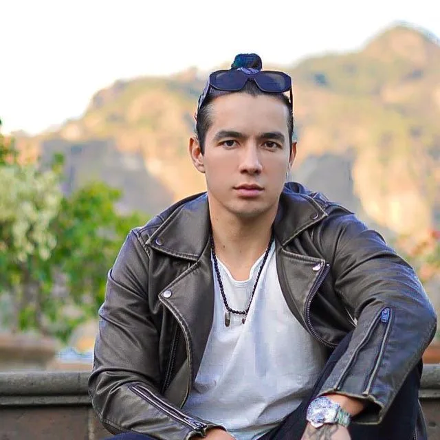 Mau McMahon Biography: Age, Girlfriend, Children, Net Worth, Parents, Height, YouTube, Nationality