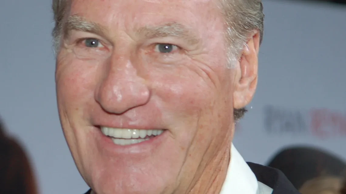 Craig T. Nelson Biography: Age, Wife, Children, Net Worth, Parents, Height, Movies & TV Shows, Awards