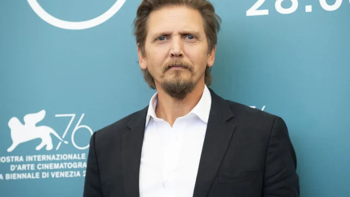Barry Pepper Biography: Age, Wife, Net Worth, Parents, Height, Movies & TV Shows, Nationality