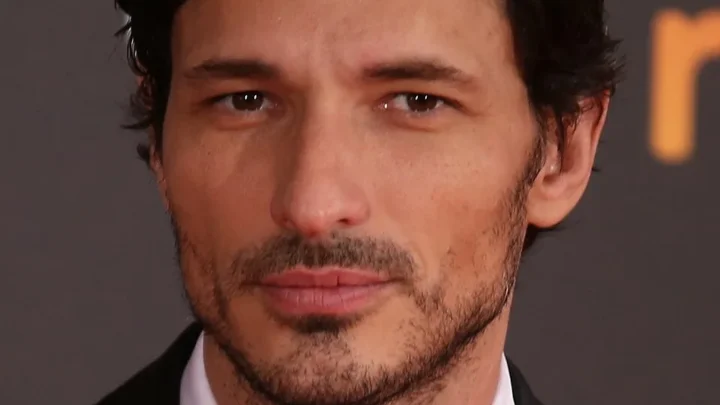 Andrés Velencoso Biography: Siblings, Net Worth, Age, Parents, Movies, Religion, Height, Girlfriend